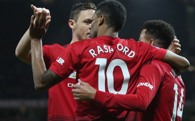 库里在关键 库里在关键